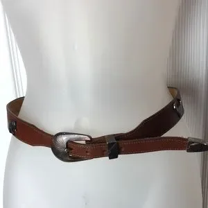 Silver Creek Collection Studded Genuine Leather Brown Belt animals western 25 Silver Creek Collection Brown Leather Southwest Animal Belt  main image 4